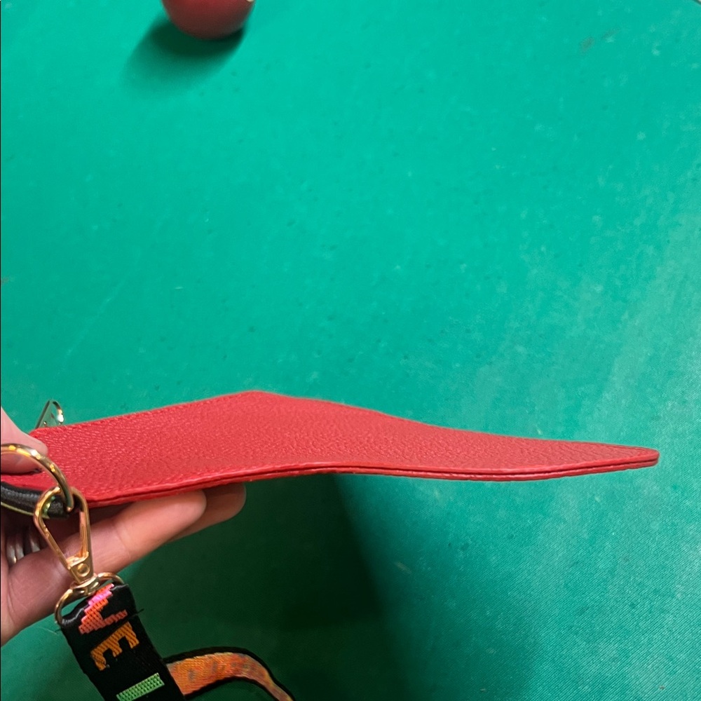 Heart-Shaped Red Clutch - Picture 7 of 8